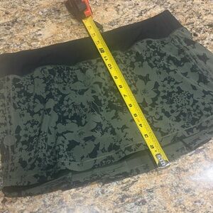 Lululemon Floral Camo Tennis Run Skort with Grippers 10